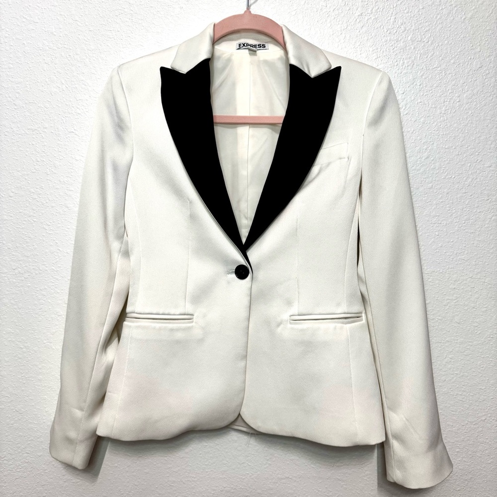 Express Women's Cream Blazer with Black Lapel